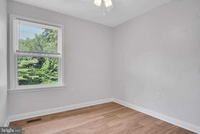 318 Mayfield Ct, Westminster, MD 21158 - spare room with light wood finished floors, baseboards, and ceiling fan