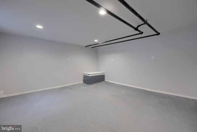 143 Hanover St, Glen Rock, PA 17327 - below grade area featuring baseboards and recessed lighting