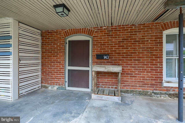 143 Hanover St, Glen Rock, PA 17327 - doorway to property with brick siding