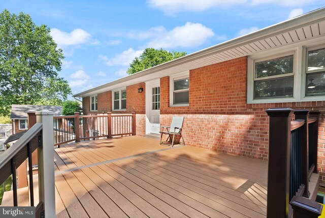 5634 Inverchapel Rd, Springfield, VA 22151 - view of deck