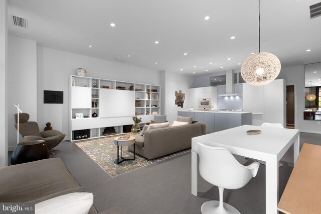 108 Arch St Unit 304, Philadelphia, PA 19106 - living area featuring recessed lighting and finished concrete flooring