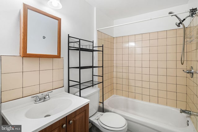 3545 Emerald St, Philadelphia, PA 19134 - full bathroom with toilet, vanity, washtub / shower combination, and tasteful backsplash