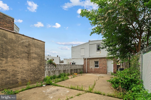3545 Emerald St, Philadelphia, PA 19134 - fenced backyard with a patio