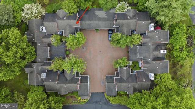 8 Railroad Pl, Pennington, NJ 08534 - aerial view