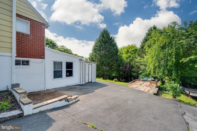 328 W Summit St, Mohnton, PA 19540 - view of patio / terrace