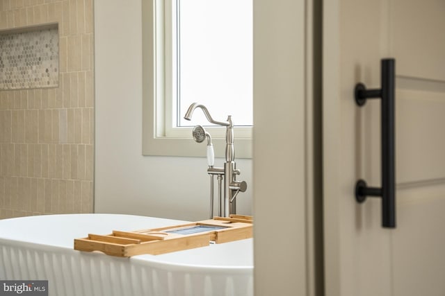 135 Radnor Ct, Rockingham, VA 22801 - bathroom with a freestanding bath