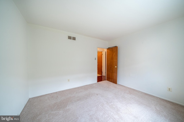 7911 Farnsworth St, Philadelphia, PA 19152 - view of carpeted empty room