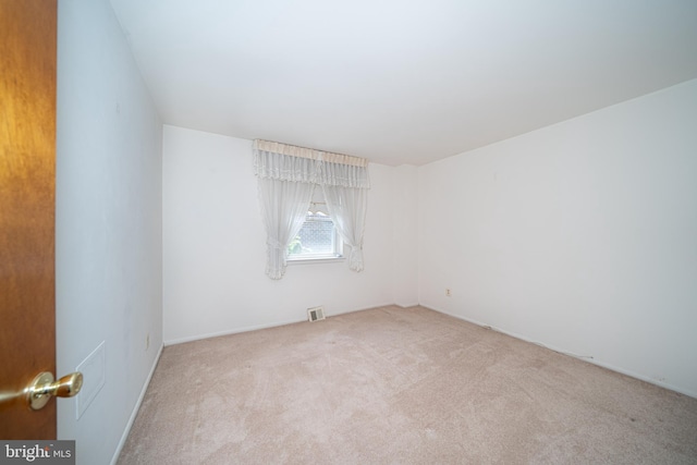7911 Farnsworth St, Philadelphia, PA 19152 - view of carpeted empty room