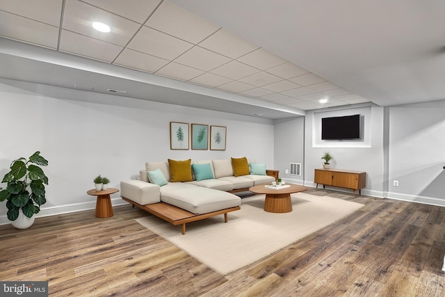 1637 Cold Bottom Rd, Sparks Glencoe, MD 21152 - living room featuring baseboards, wood finished floors, a drop ceiling, and recessed lighting