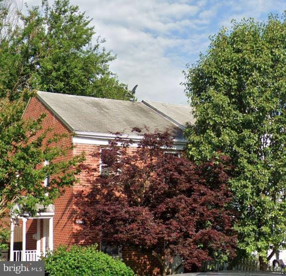 9746 Bragg Ln, Manassas, VA 20110 - view of property exterior featuring brick siding