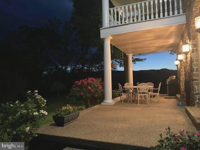 35175 Snickersville Tpke, Round Hill, VA 20141 - view of patio with a balcony and outdoor dining space