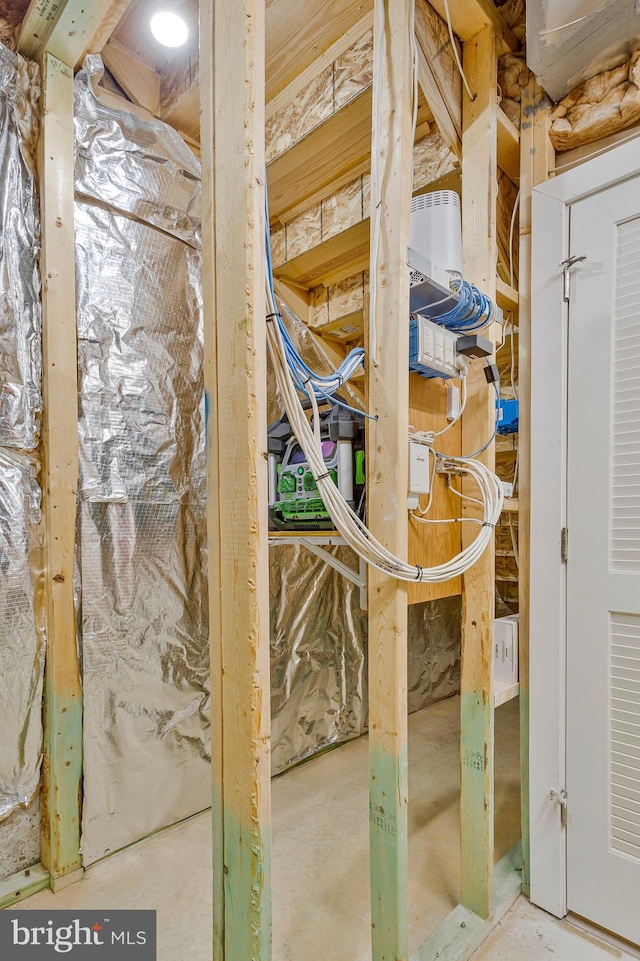 9726 Knowledge Dr, Laurel, MD 20723 - bathroom featuring concrete floors