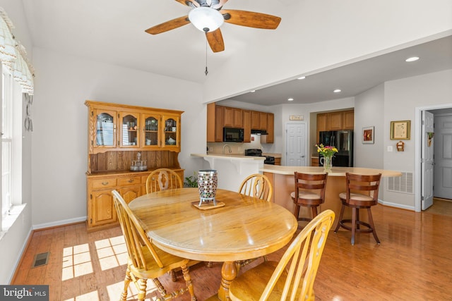 3611 Cogswell Ct, Abingdon, MD 21009 - dining room with light wood-style flooring, ceiling fan, baseboards, and recessed lighting
