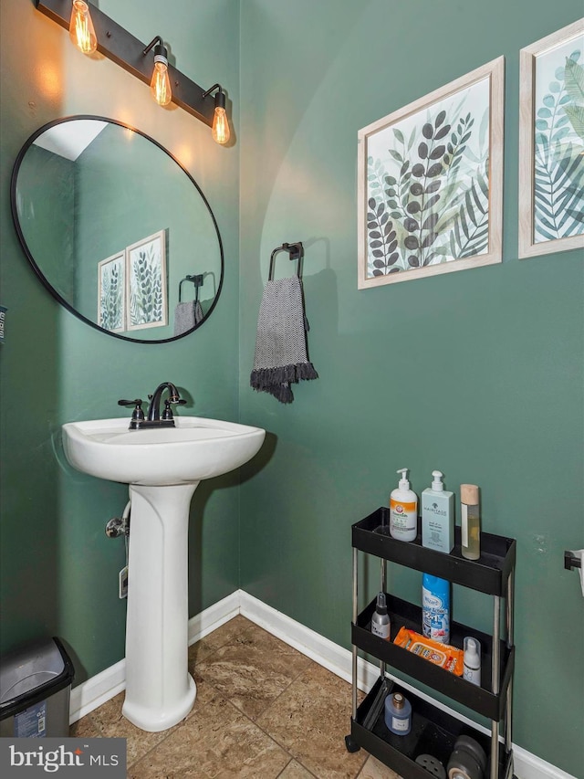 6529 Carston Ct, Frederick, MD 21703 - bathroom with baseboards and a sink