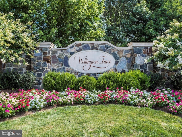 6529 Carston Ct, Frederick, MD 21703 - community sign featuring a lawn