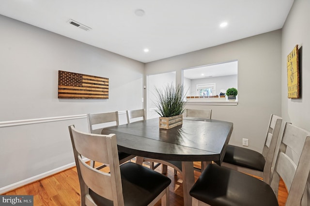 104 S St, Annapolis, MD 21401 - dining room with light wood finished floors, recessed lighting, and baseboards
