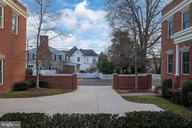 1200 Prince Edward St, Fredericksburg, VA 22401 - fenced yard with a residential view