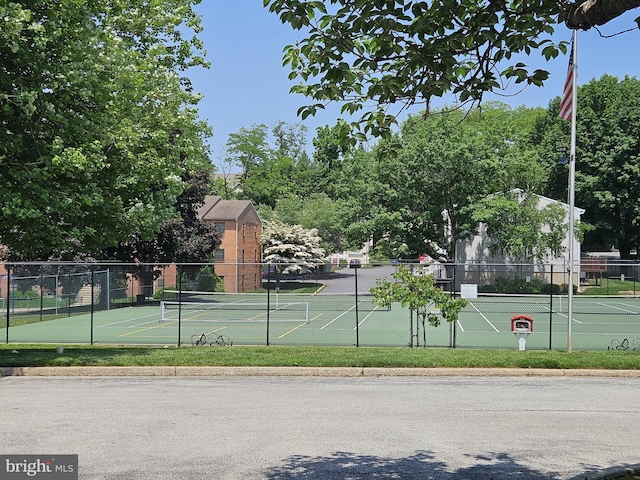 1605 Valley Dr Unit 1605, West Chester, PA 19382 - view of tennis court