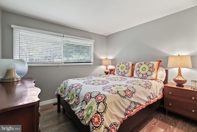 1004 Mercer Rd, Princeton, NJ 08540 - bedroom with wood finished floors and baseboards