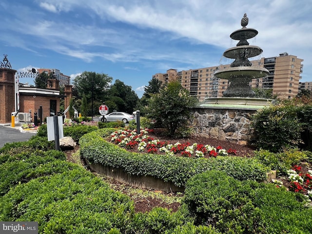 8350 Greensboro Dr Unit 218, Mclean, VA 22102 - surrounding community