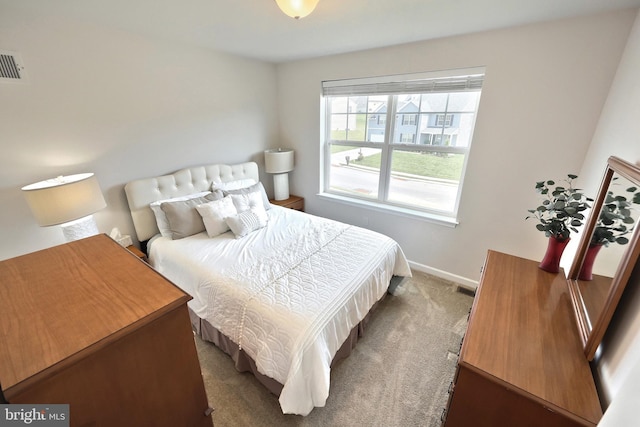 252 Valley View Cir, York, PA 17408 - carpeted bedroom with baseboards
