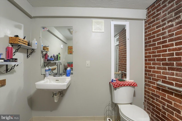 4160 W Market St, York, PA 17408 - bathroom with toilet and a sink