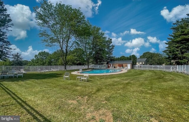 722 Scotch Way Unit C-26, West Chester, PA 19382 - view of yard