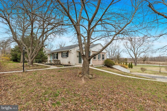 1631 Old Schuylkill Rd, Spring City, PA 19475 - single story home featuring brick siding and a front yard