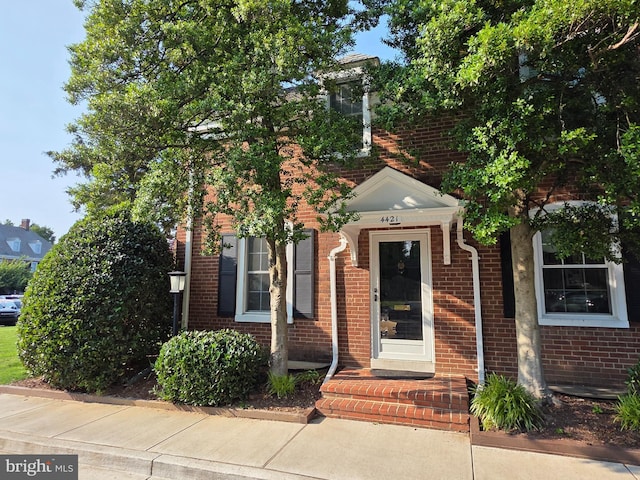 4421 36th St S, Arlington, VA 22206 - view of front of home with brick siding