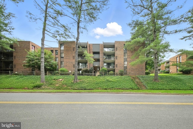 4408 Island Pl Unit T2, Annandale, VA 22003 - view of apartment building / complex