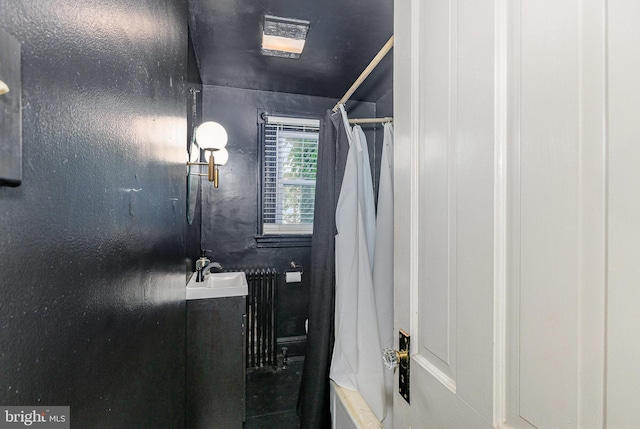 335 W Walnut St, Lancaster, PA 17603 - full bath featuring a shower with shower curtain, vanity, and radiator