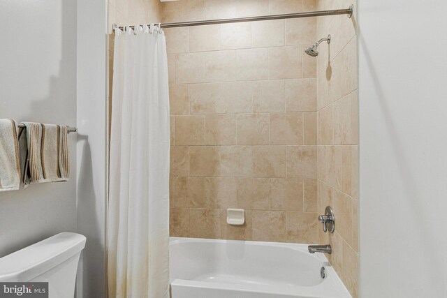 444 W Broad St Unit 401, Falls Church, VA 22046 - full bathroom featuring shower / bath combo