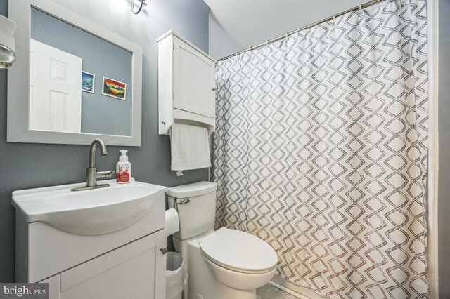 17 Concord Rd, Marlton, NJ 08053 - full bathroom with vanity, toilet, and curtained shower