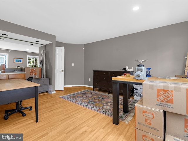 2772 Gingerview Ln, Annapolis, MD 21401 - office space featuring light wood-style flooring and baseboards