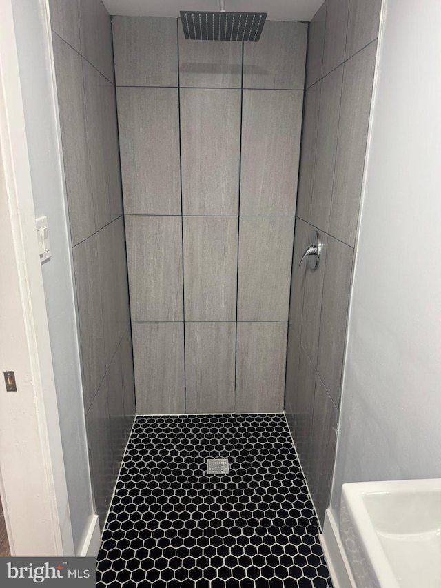 448 Carvel Beach Rd, Carvel Beach, MD 21226 - bathroom with a tile shower