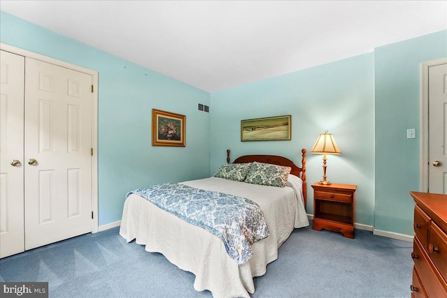 1771 Hunters Cir, West Chester, PA 19380 - carpeted bedroom featuring baseboards