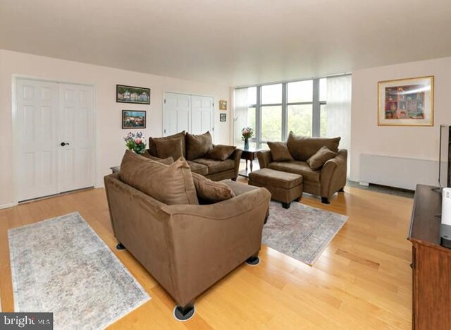 3600 Conshohocken Ave Unit 705, Philadelphia, PA 19131 - living area featuring light wood-style flooring