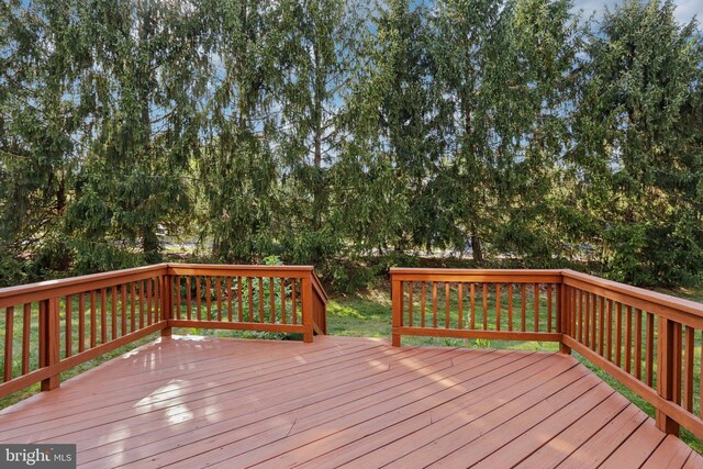 226 Troon Ct, Royersford, PA 19468 - view of wooden terrace