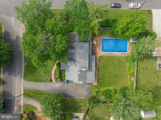 1101 Cherry Ln, Cinnaminson, NJ 08077 - bird's eye view of a pool area