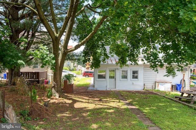 143 N 2nd St, Mount Wolf, PA 17347 - view of yard
