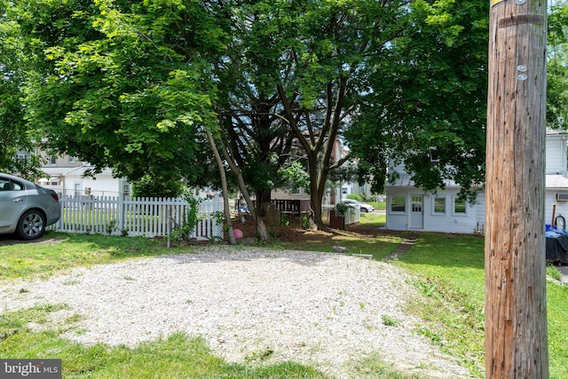 143 N 2nd St, Mount Wolf, PA 17347 - view of yard