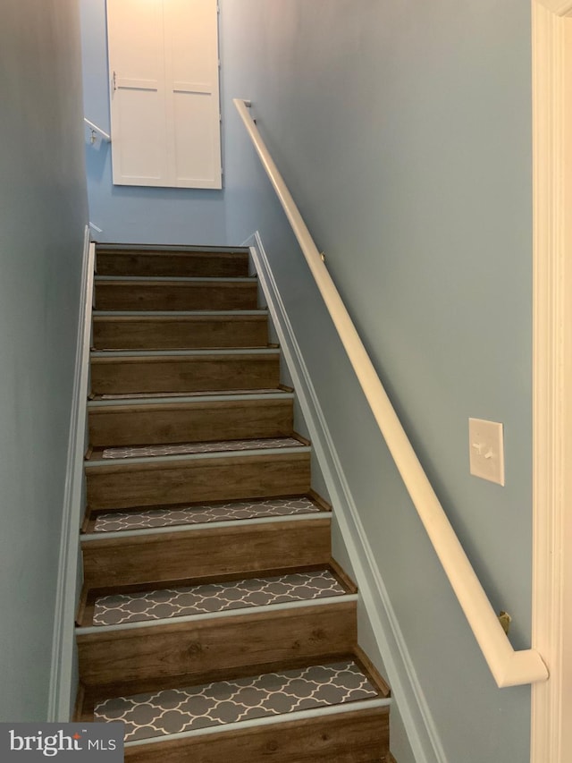 124 Chandlers Glen Dr, Bunker Hill, WV 25413 - view of stairs