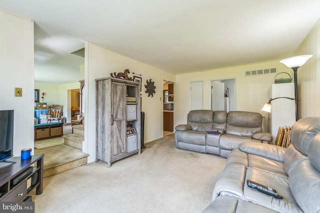 148 Belmont Dr, Upper Chichester, PA 19061 - living area with light colored carpet