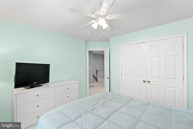 15673 Mendoza Ln, Woodbridge, VA 22191 - bedroom featuring a closet and ceiling fan