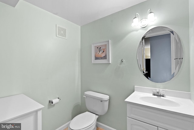 15673 Mendoza Ln, Woodbridge, VA 22191 - bathroom with vanity and toilet