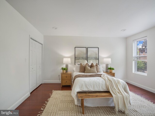 1705 E Chase St, Baltimore, MD 21213 - bedroom with wood finished floors, baseboards, and recessed lighting