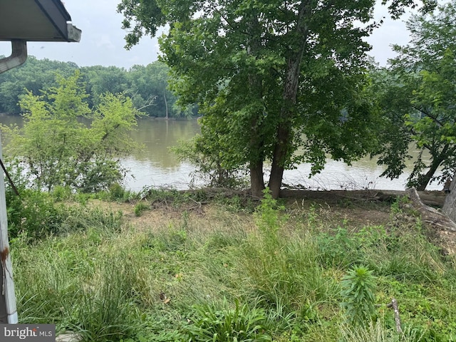 164 Magruder Ave, Falling Waters, WV 25419