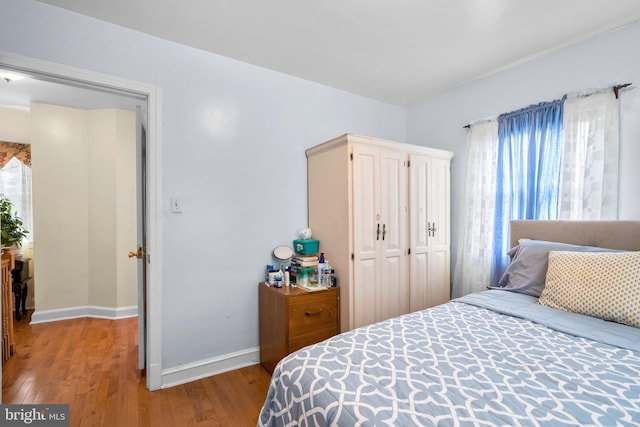 5409 20th Ave, Hyattsville, MD 20782 - bedroom featuring wood finished floors and baseboards
