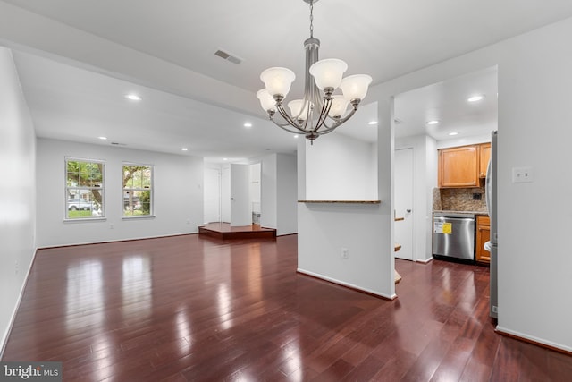 9 Alpen Green Ct Unit 20-208, Burtonsville, MD 20866 - unfurnished living room with dark wood-type flooring, a chandelier, recessed lighting, and baseboards