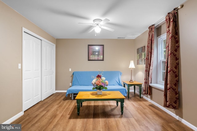 175 Mt Hope Church Rd, Stafford, VA 22554 - sitting room with wood finished floors and ceiling fan
